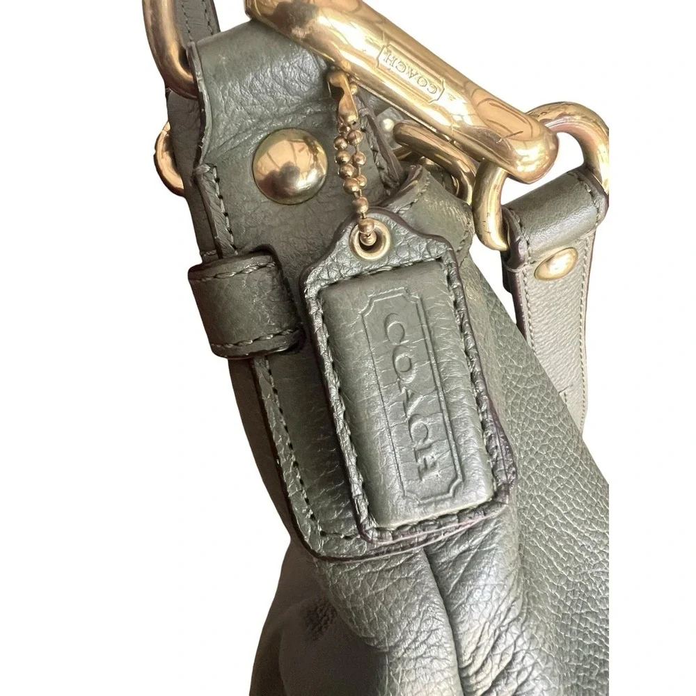 Coach Soft Pebbled Leather Green Shoulder‎ Bag Brooke H1194-F17165 Gold Accents